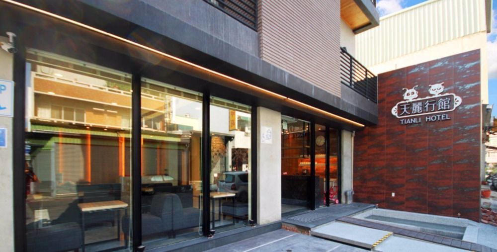 Tianli Hotel Tainan Exterior foto