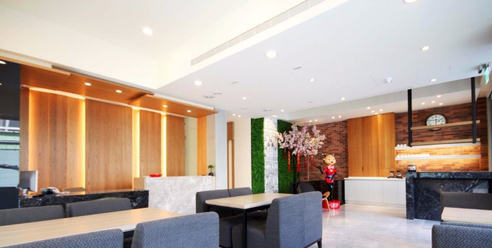 Tianli Hotel Tainan Exterior foto