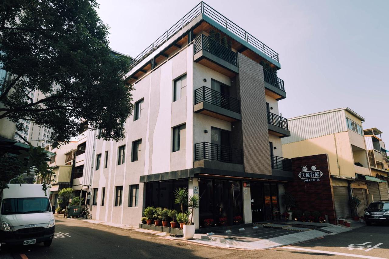 Tianli Hotel Tainan Exterior foto